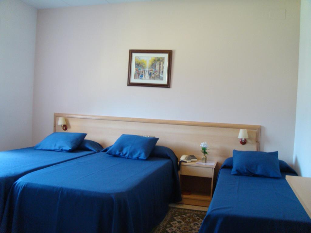 סן לורנצו דה מורוניס Hostal Casa Joan מראה חיצוני תמונה